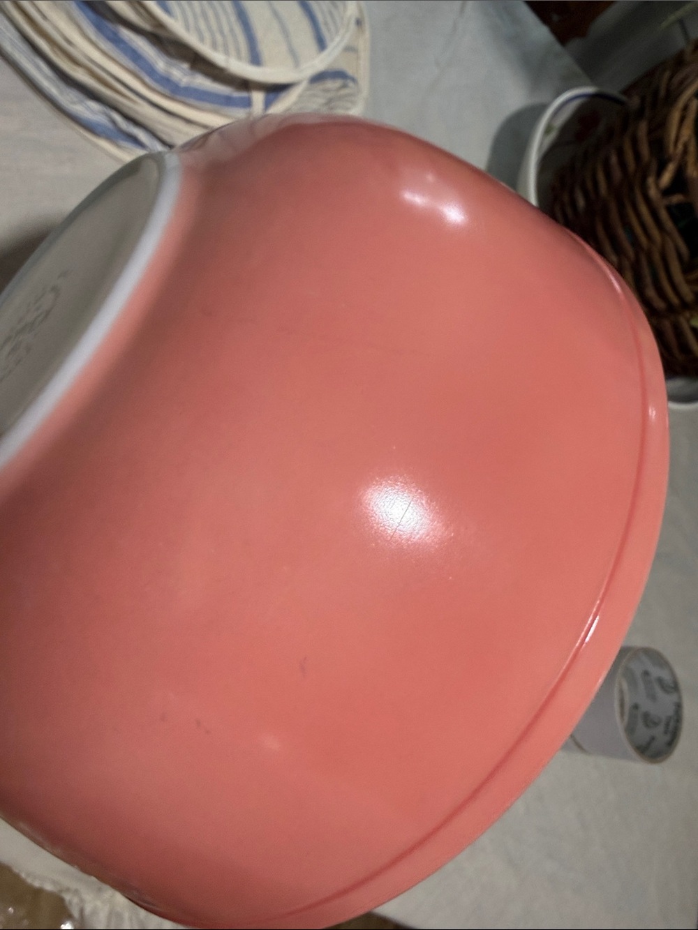 Final drop! 🔥PYREX Pink Mixing Bowl 404 - Picture 6 of 9